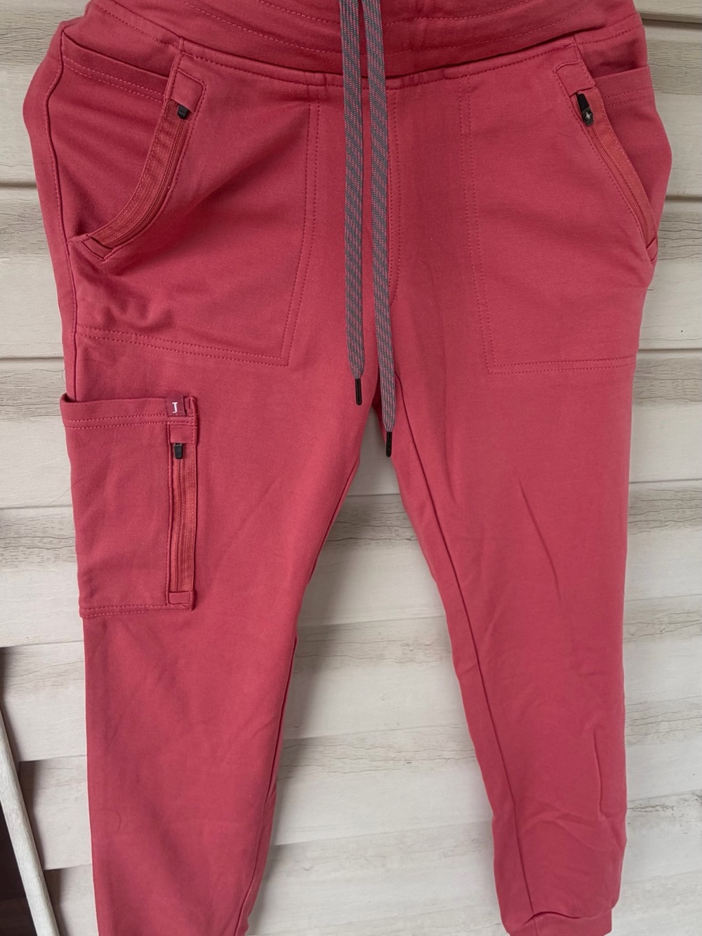 Jaanuu Coral Pink women top and Joggers with Drawstring